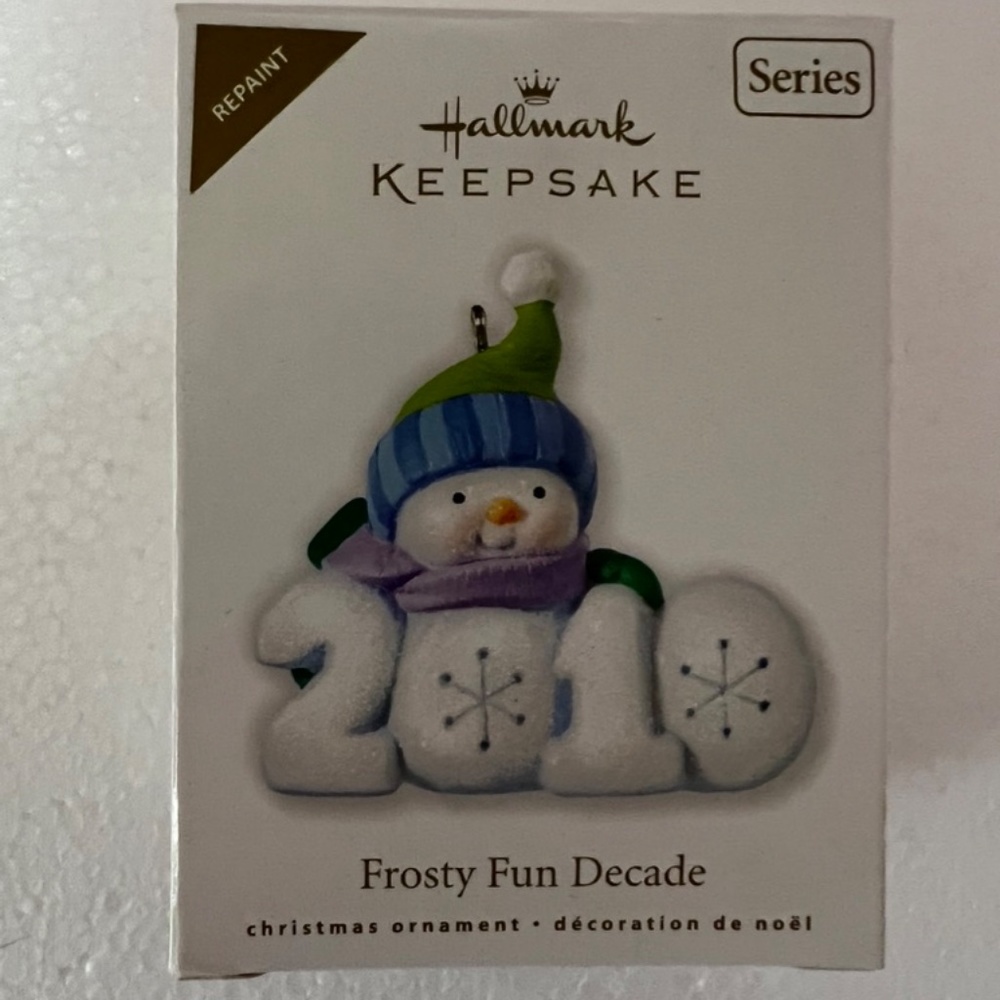 Hallmark Keepsake 2010 REPAINT Frosty Fun #1 in series, NIB
